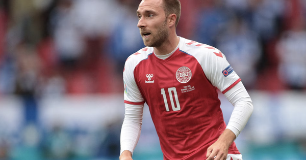 Cực nóng: Eriksen lại đổ gục xuống sân, ám ảnh đột quỵ ở EURO 2020 hiện về - hình ảnh - vn-new88.com Cực nóng: Eriksen lại đổ gục xuống sân, ám ảnh đột quỵ ở EURO 2020 hiện về - hình ảnh - vn-new88.com