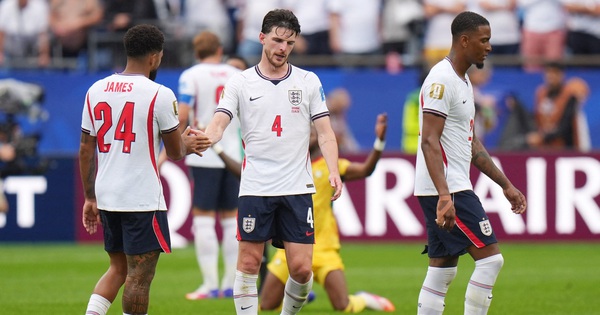 Declan Rice gây lo lắng cho đội tuyển Anh, HLV Tuchel cho cầu thủ đi chơi golf - hình ảnh - vn-new88.com Declan Rice gây lo lắng cho đội tuyển Anh, HLV Tuchel cho cầu thủ đi chơi golf - hình ảnh - vn-new88.com