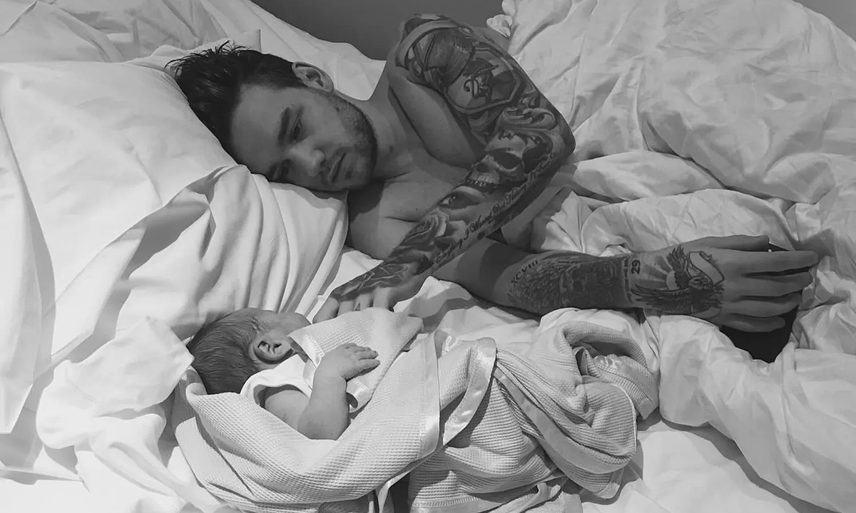 Con trai Liam Payne thừa kế 29 triệu USD: Câu chuyện cảm động sau bi kịch One Direction - hình ảnh - vn-new88.com Con trai Liam Payne thừa kế 29 triệu USD: Câu chuyện cảm động sau bi kịch One Direction - hình ảnh - vn-new88.com