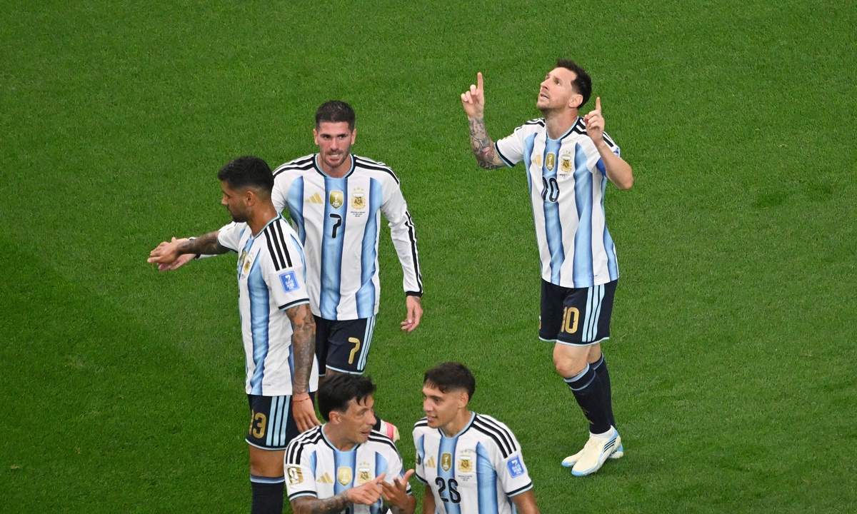 Messi Lập Kỷ Lục Thế Giới Tại World Cup: Cột Mốc Vô Địch Mới Cùng NEW88 Chính Thức - hình ảnh - vn-new88.com Messi Lập Kỷ Lục Thế Giới Tại World Cup: Cột Mốc Vô Địch Mới Cùng NEW88 Chính Thức - hình ảnh - vn-new88.com