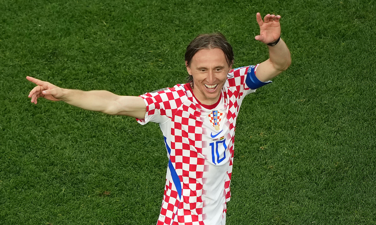 Modric lập kỷ lục kiến tạo giúp Croatia đi tiếp ở World Cup - hình ảnh - vn-new88.com