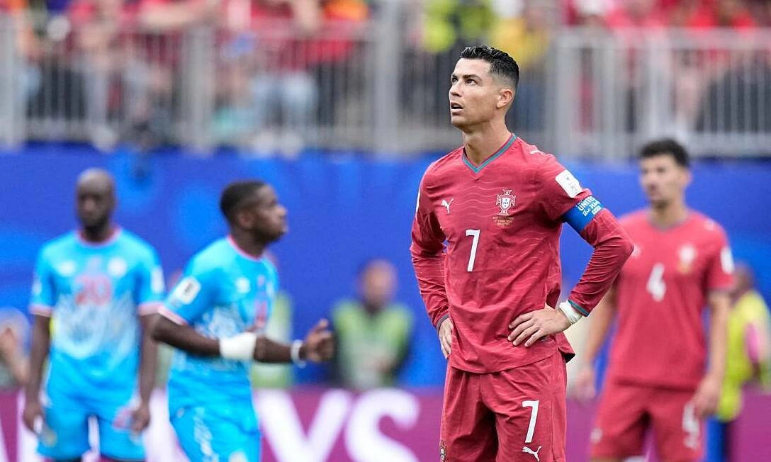 CĐV Congo hô tên Messi khi Ronaldo rời sân – NEW88 cập nhật nóng World Cup 2026 - hình ảnh - vn-new88.com CĐV Congo hô tên Messi khi Ronaldo rời sân – NEW88 cập nhật nóng World Cup 2026 - hình ảnh - vn-new88.com